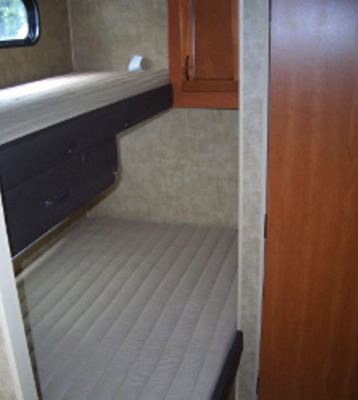 Rent RV Denver Grey Wolf 26BH Bunk